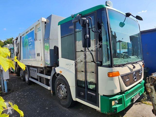 آلة لصيانة الطرق Mercedes 2629 2 Kammern,...