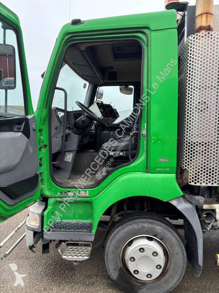 Engin de voirie Renault