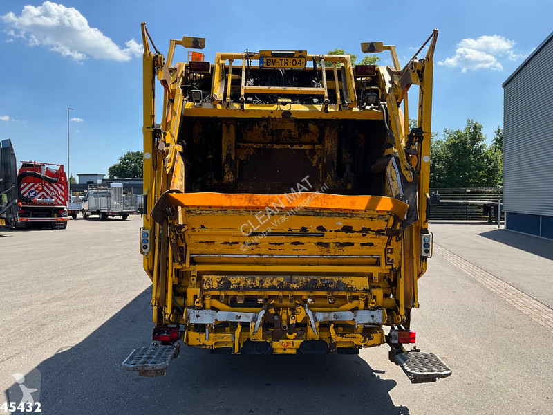 Silniční stroje Scania P 280 eesink 20m³ Manual...
