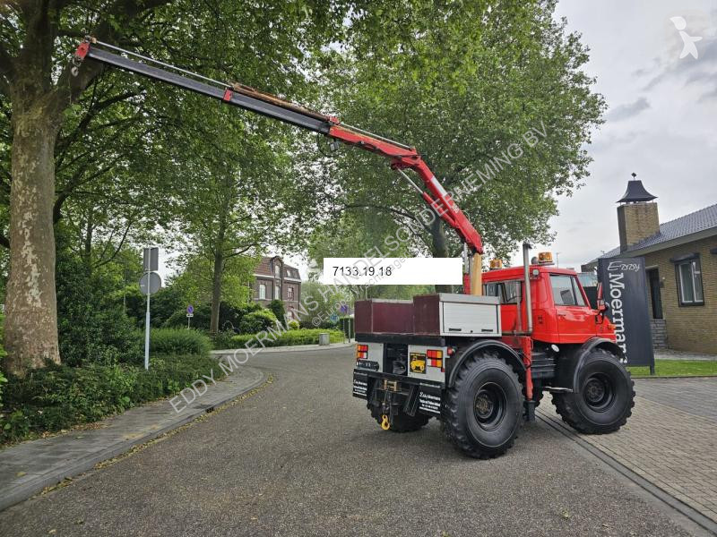 آلة لصيانة الطرق Mercedes 353 K2