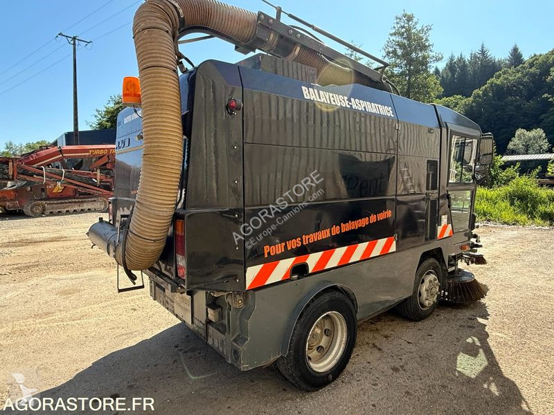 Utilaje pentru drumuri  C 560