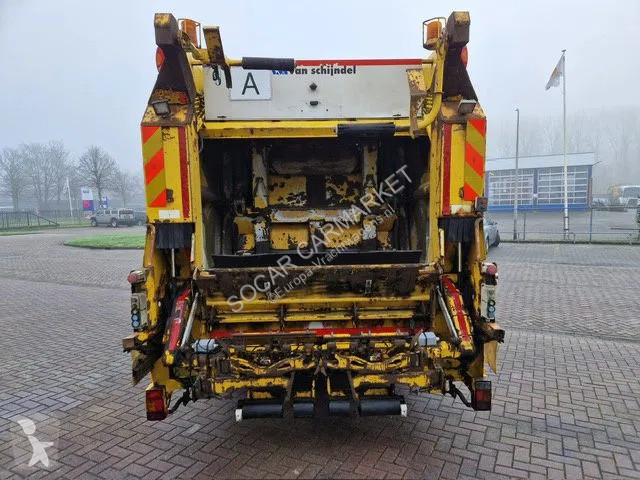 آلة لصيانة الطرق DAF 75310 Carbage truck 23 M³...