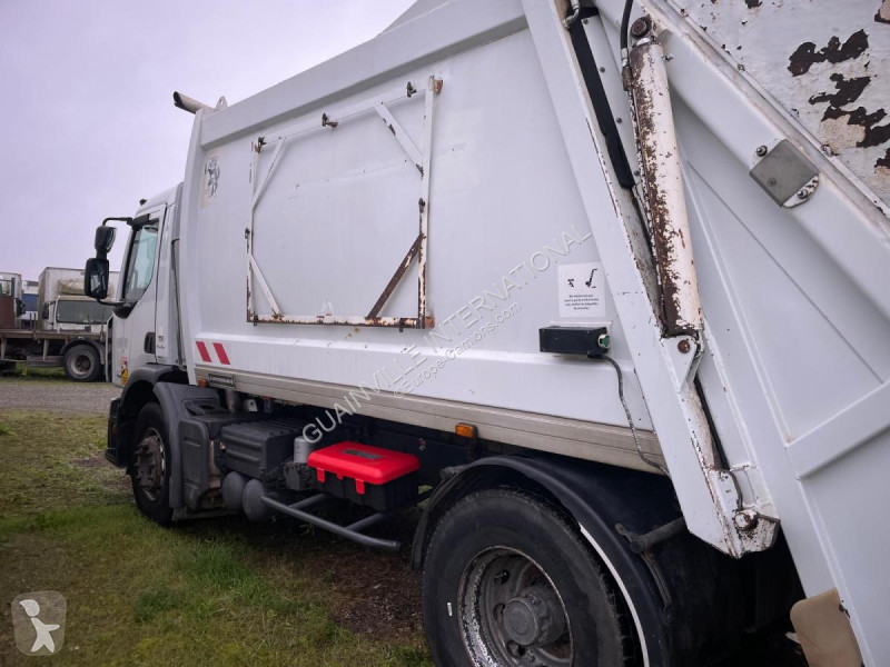 آلة لصيانة الطرق Renault 280.19 DXI