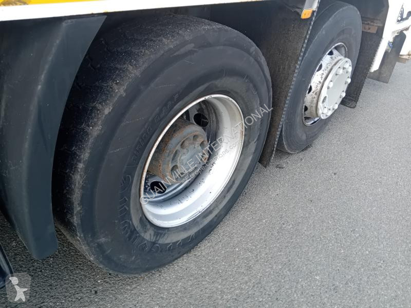 Engin de voirie Renault 26 Wide