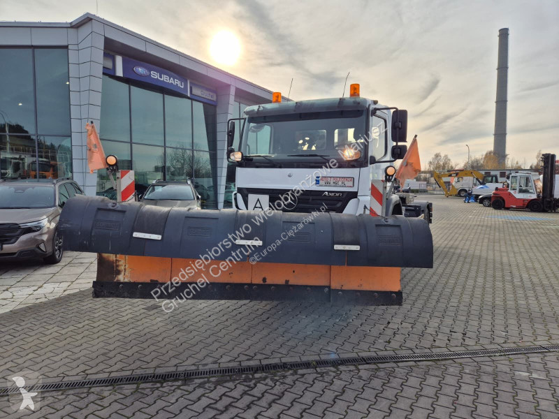Пътнопочистваща техника Mercedes Axor 1833 4X4...