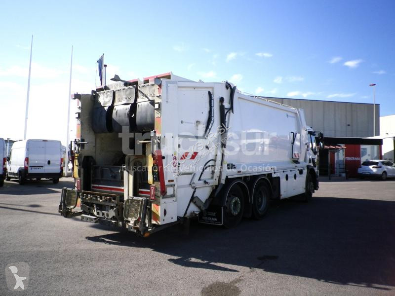 آلة لصيانة الطرق Renault ejes 6x2*4 D320.26...