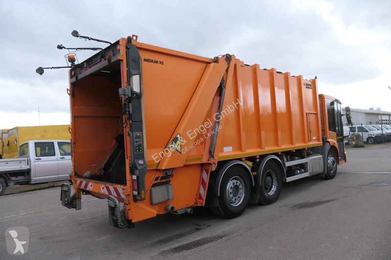Engin de voirie Mercedes 2635 NGE-L62N Econic...