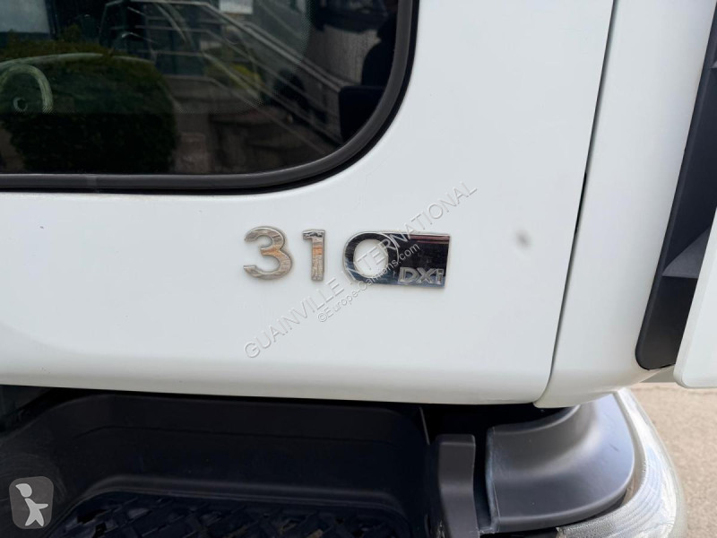 آلة لصيانة الطرق Renault 310 DXI
