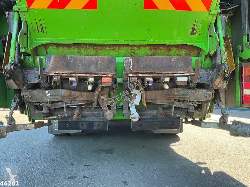 آلة لصيانة الطرق Scania P 280 eesink 20m³