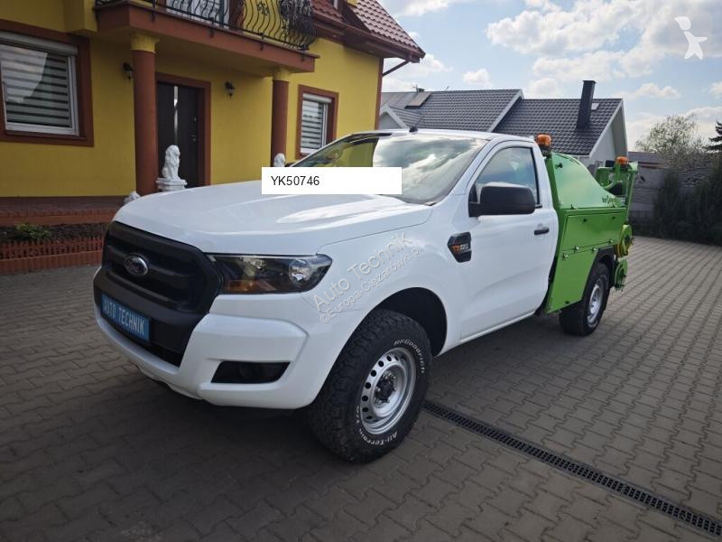 آلة لصيانة الطرق Ford BAROCLEAN