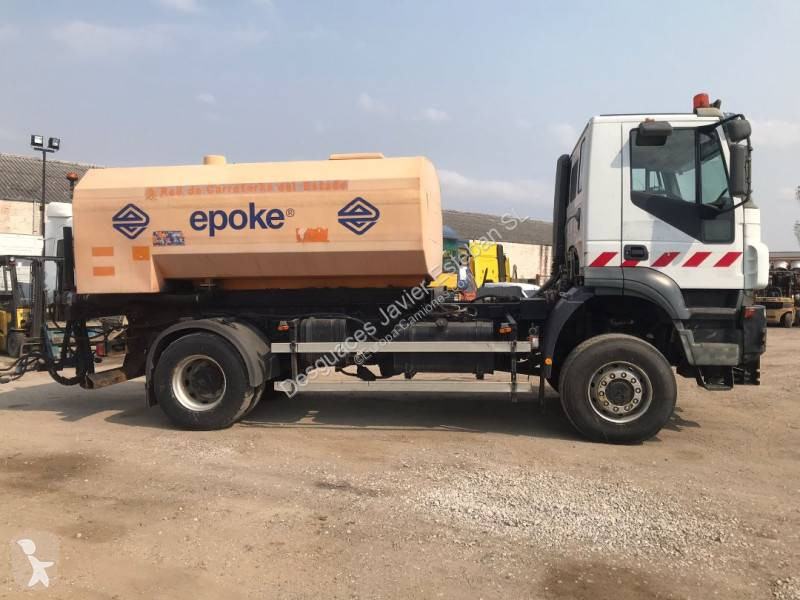 Engin de voirie Iveco