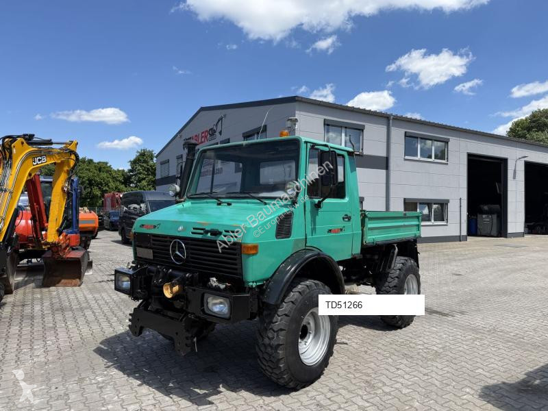 شاحنة Mercedes U1200 Unimog