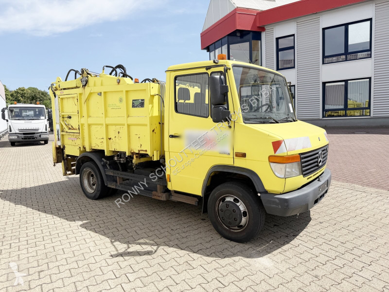آلة لصيانة الطرق Mercedes Vario 816 D 4x2 Vario...
