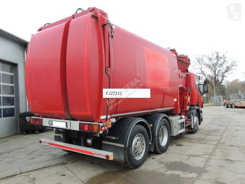 آلة لصيانة الطرق Scania P320
