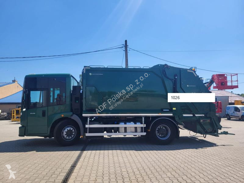 Коммунальная техника  Mercedes MF300 L200