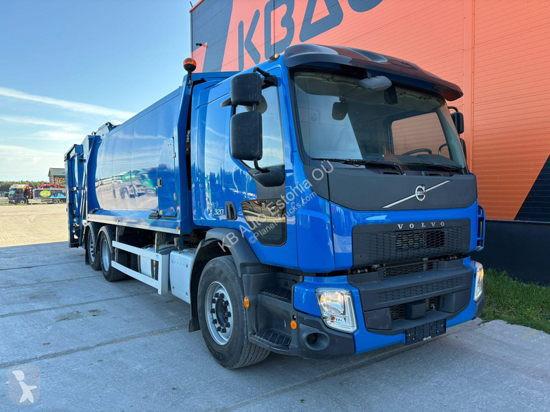 Engin de voirie Volvo 320 6x2*4 Joab Anaconda...