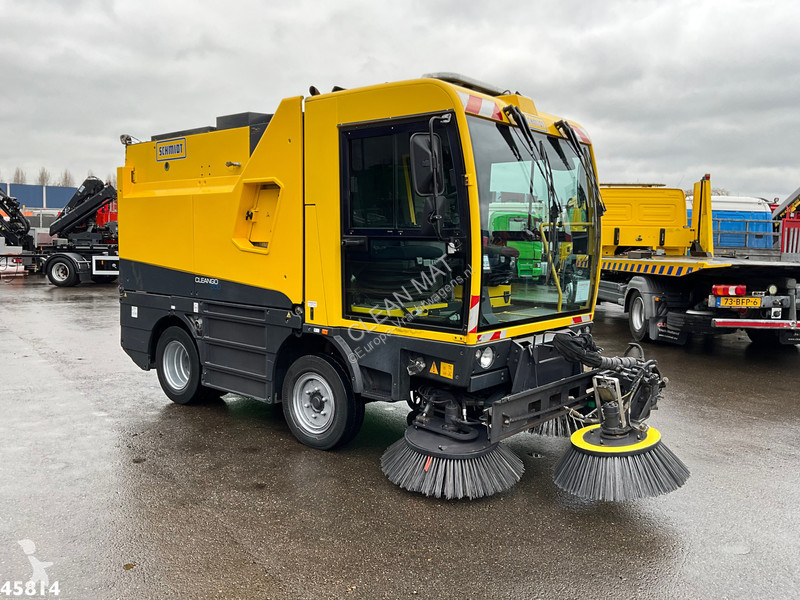 آلة لصيانة الطرق Schmidt 500 with 3-rd brush
