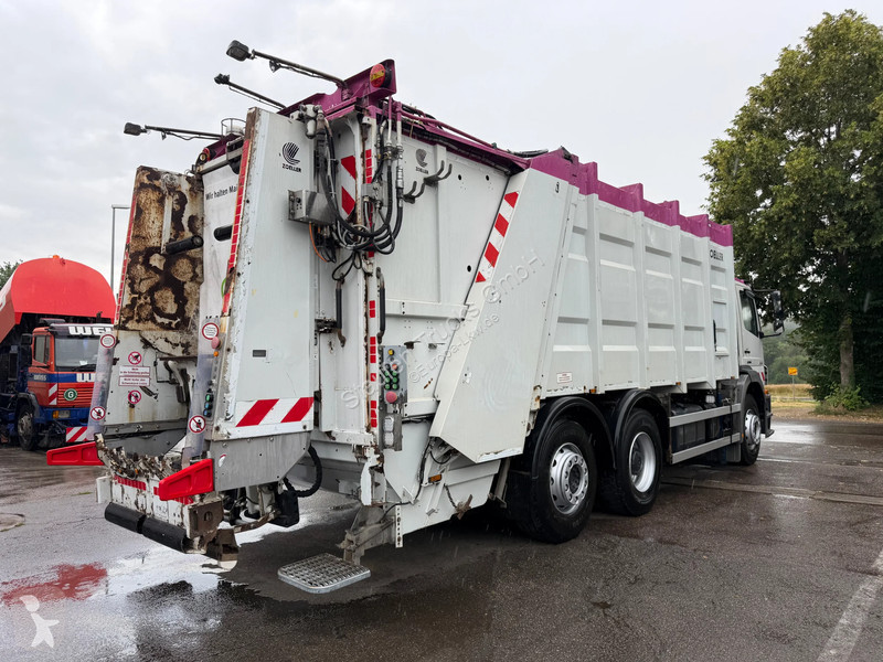 Engin de voirie Mercedes 2529 6 Stück Müllwagen...