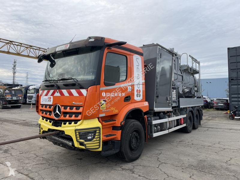 آلة لصيانة الطرق Mercedes  ACTROS 3343