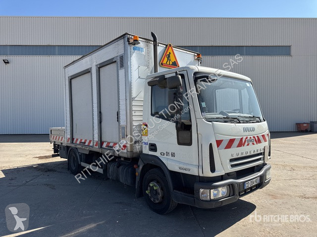 Engin de voirie Iveco 100E17