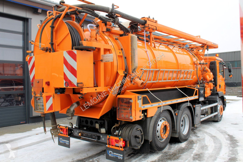 Engin de voirie MAN 26.340 6x2 Müller 13m³ Saug...