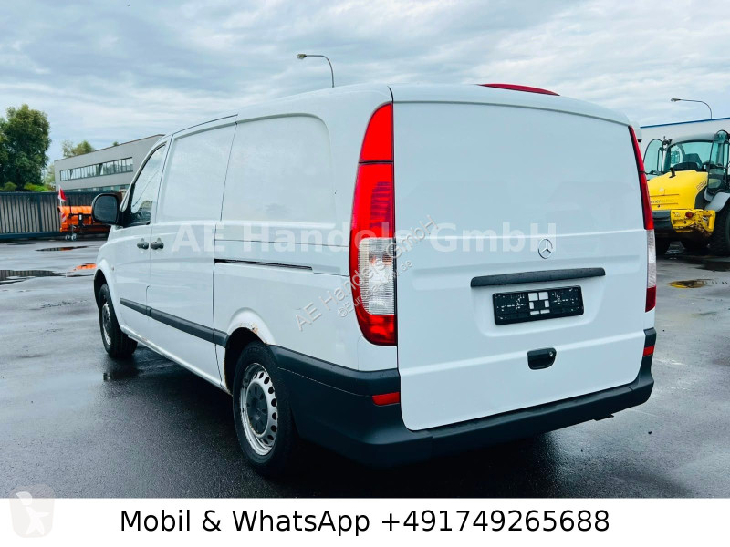 آلة لصيانة الطرق Mercedes Kasten 111 CDI lang...