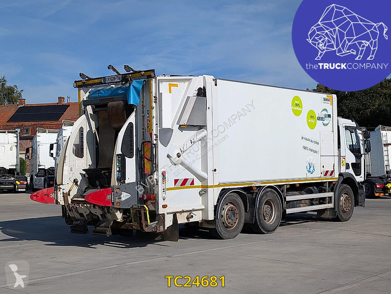 آلة لصيانة الطرق Renault 320