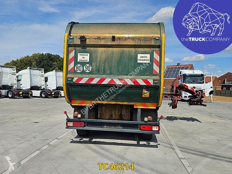 Engin de voirie Renault 380