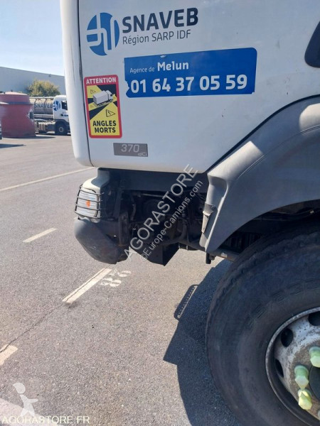 Komunálne vozidlo Renault KERAX