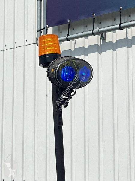 Engin de voirie Kärcher B 250 R120