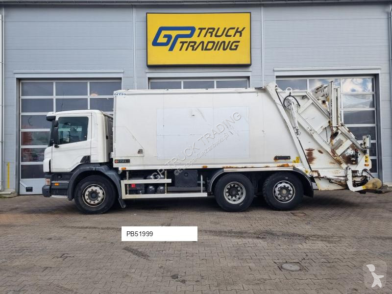 Engin de voirie Scania P360