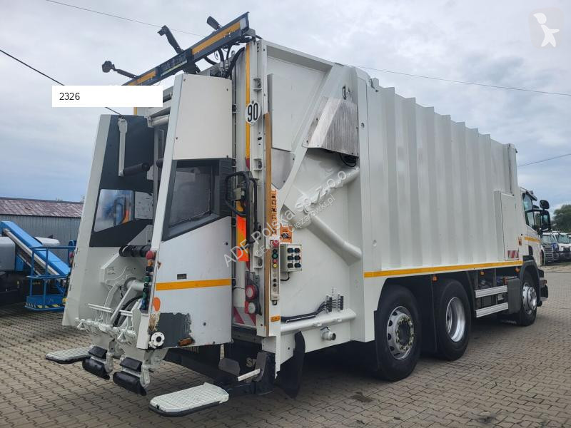 Engin de voirie Scania C337.5-6