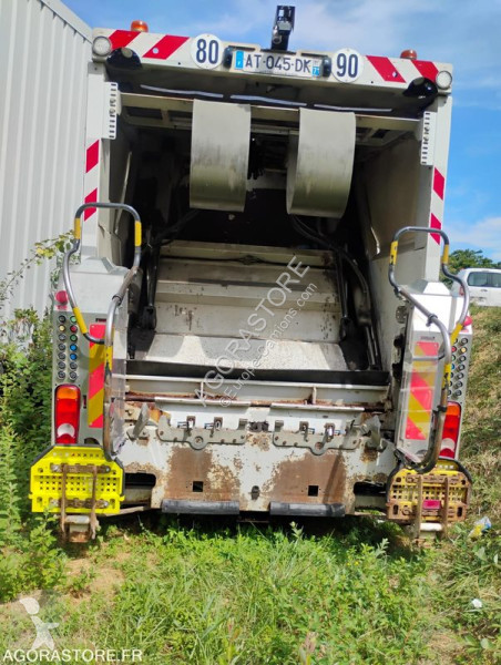Engin de voirie Renault PREMIUM