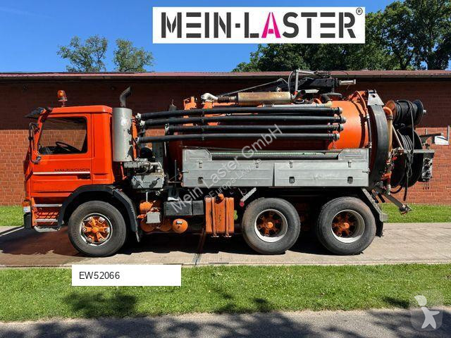 Vehículo de limpieza viaria Scania 112 6x4 Saug...