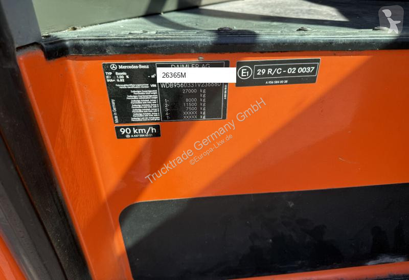 Vehículo de limpieza viaria Mercedes 2635