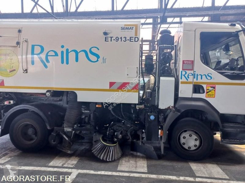 Vehículo de limpieza viaria Renault D