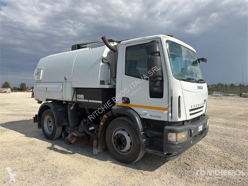 Vägmaskiner Iveco FJVT650 on  Iveco 150E22...