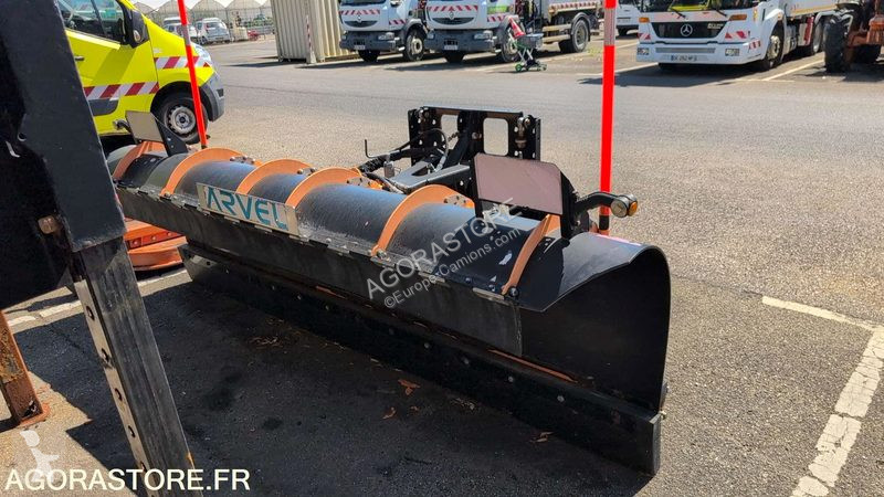 Vägmaskiner Renault MIDLUM