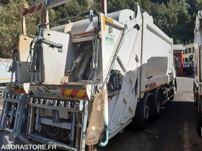 Vägmaskiner Renault D WIDE
