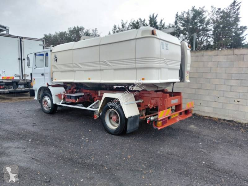 Vehículo de limpieza viaria Renault