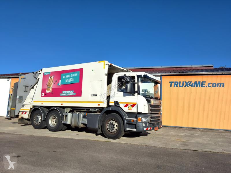 آلة لصيانة الطرق Scania 320