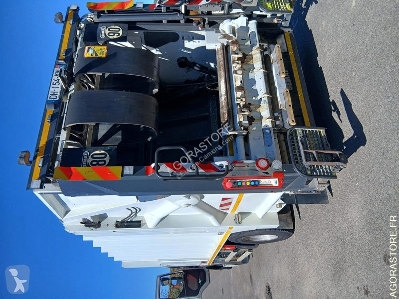 Renault PREMIUM road network trucks