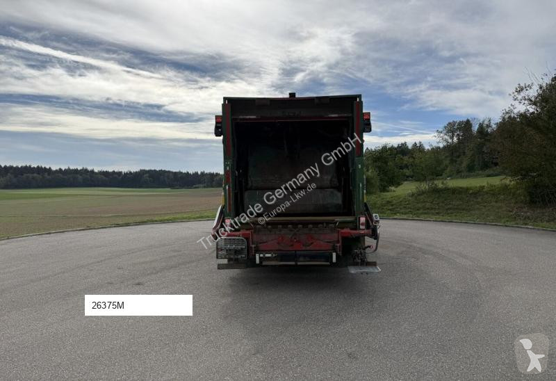 آلة لصيانة الطرق Scania G 440 LB 6x2*4 Stummer...