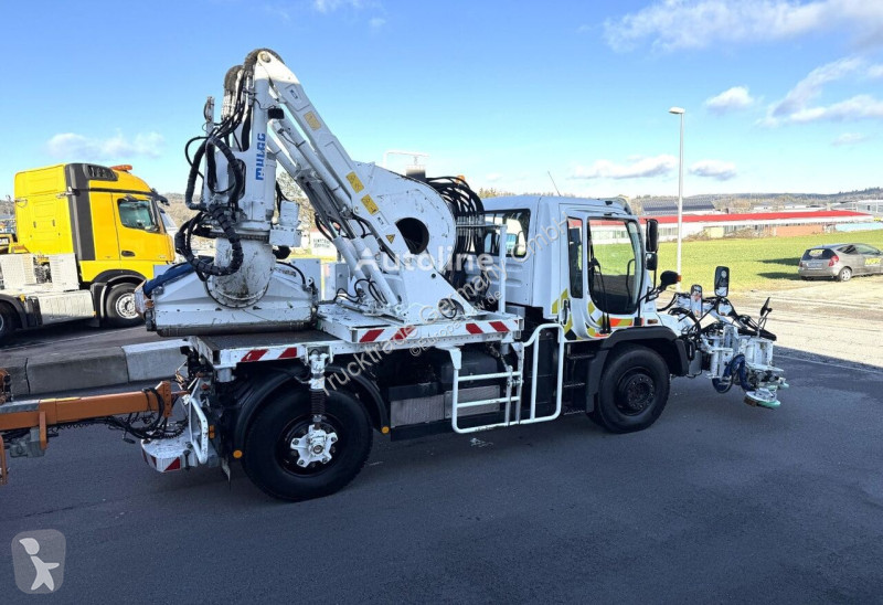 Mercedes Unimog U400 4x4 road network trucks