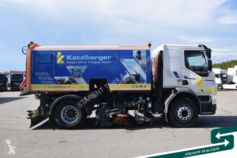 آلة لصيانة الطرق Volvo 240 Lorenz Kehrmaschine...