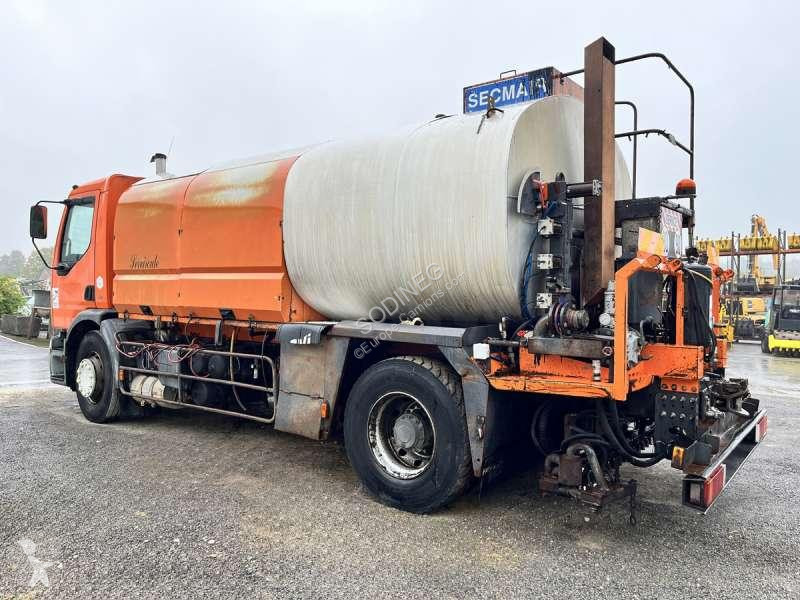 آلة لصيانة الطرق Renault  KERAX 320 DCI