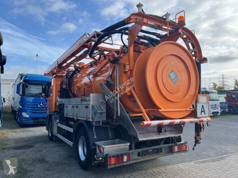 Útfenntartó-és-karbantartógép Mercedes Actros...