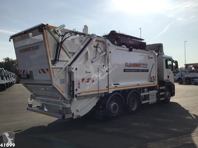 Vägmaskiner MAN TGS Hiab 23 ton/meter laadkraan