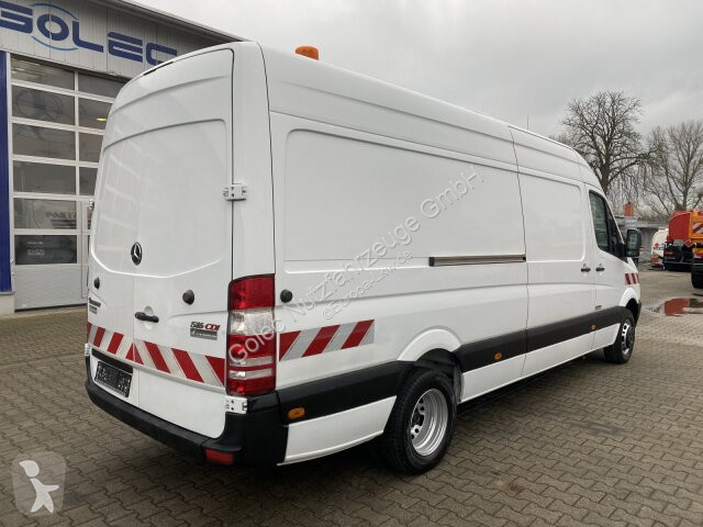 آلة لصيانة الطرق Mercedes Sprinter 516 CDI TV...