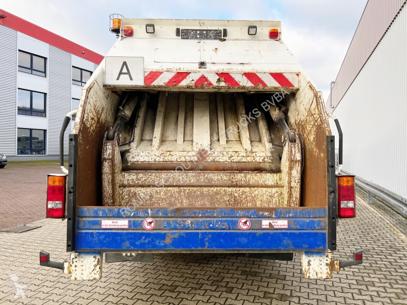 Utilaje pentru drumuri Mercedes Econic 2633...